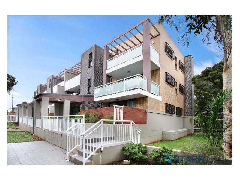 12/223 William Street, Merrylands NSW 2160