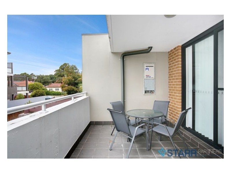 12/223 William Street, Merrylands NSW 2160