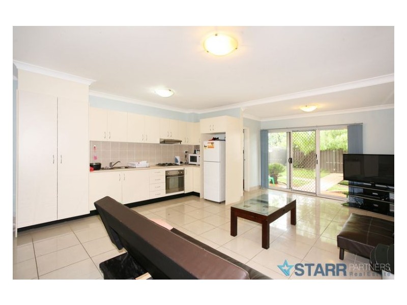 4/120 Oxford Street, Smithfield NSW 2164