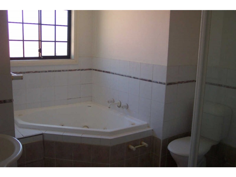 07/11-11A  ELLIS STREET, Merrylands NSW 2160