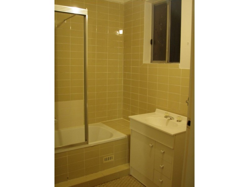 2/48 Manchester Street, Merrylands NSW 2160