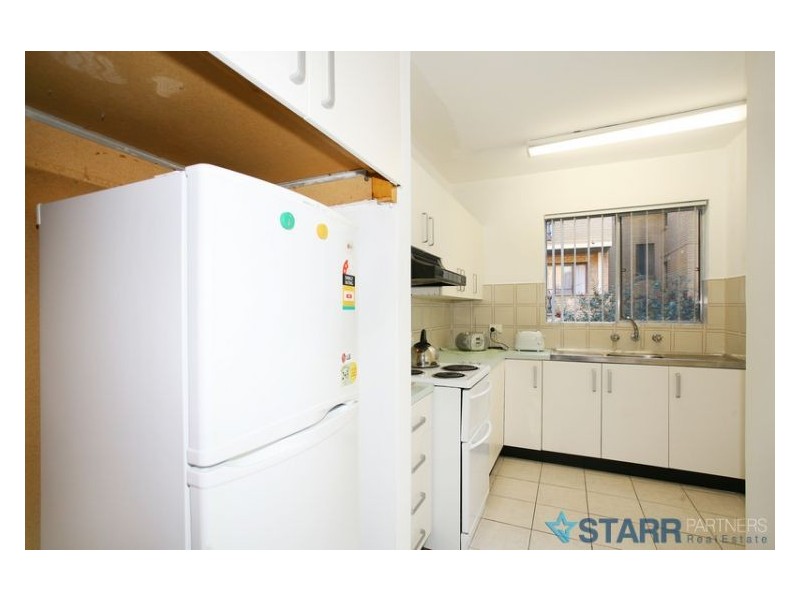 3/18-20 Paton Street, Merrylands NSW 2160