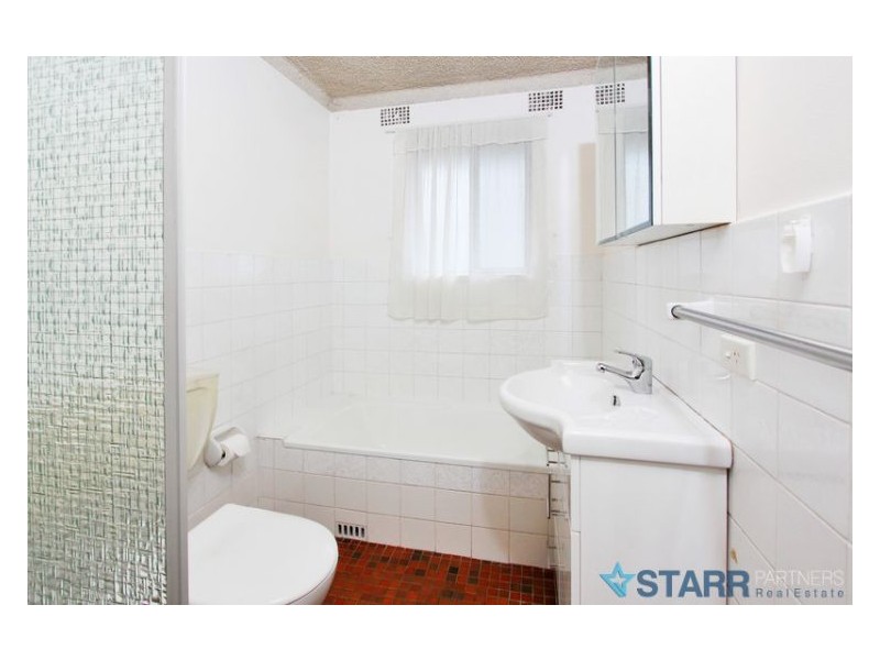 15/27 Sheffield, Merrylands NSW 2160