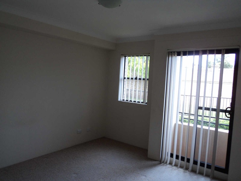 17/12  Murray Street, Northmead NSW 2152