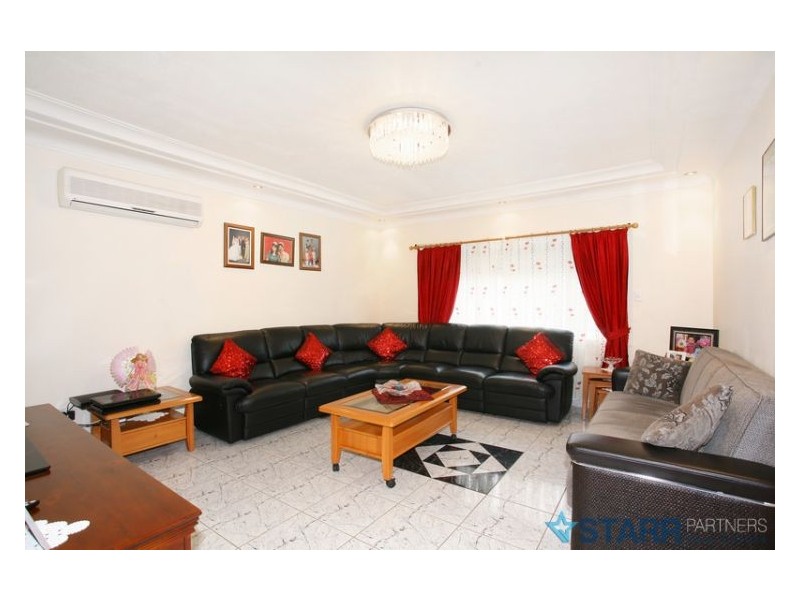 22 Styles Place, Merrylands NSW 2160