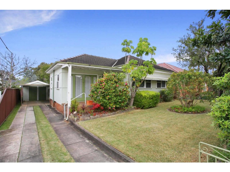 8  DESMOND STREET, Merrylands NSW 2160