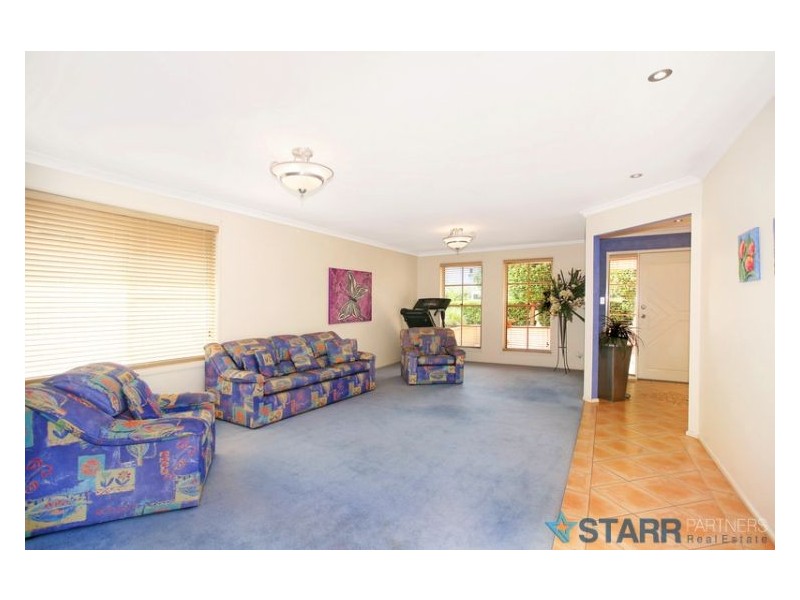 6 Robyn Street, Woodpark NSW 2164