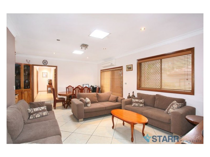 7 Morven Street, Old Guildford NSW 2161