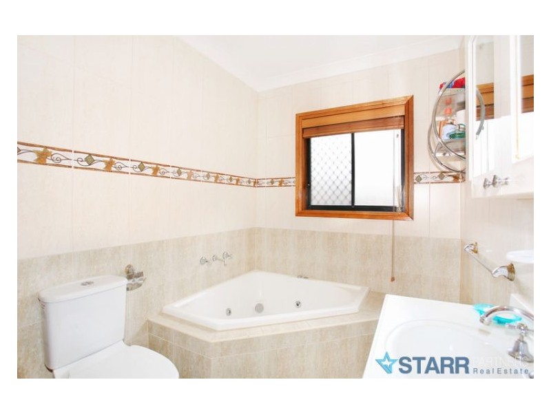 7 Morven Street, Old Guildford NSW 2161