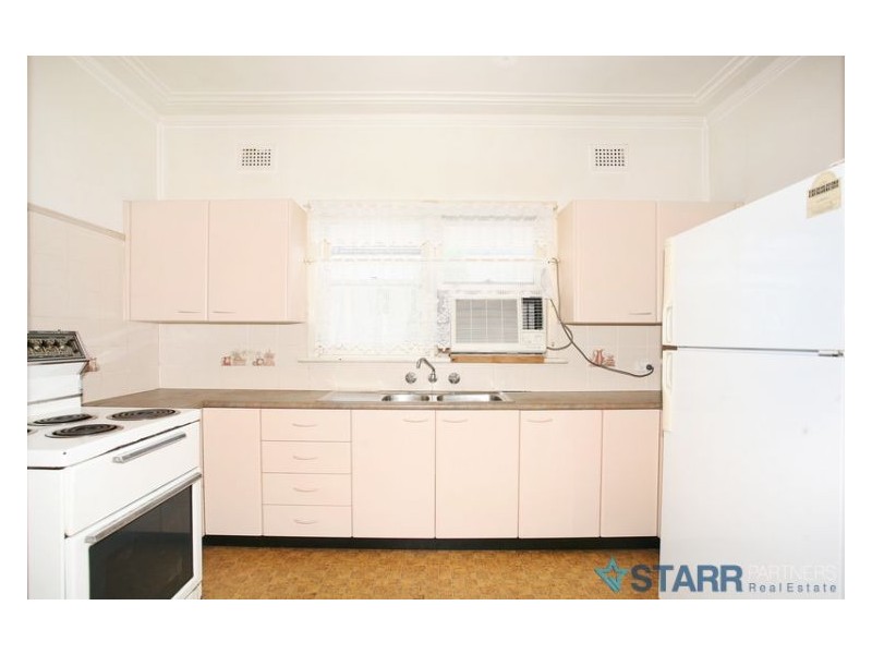 36 Salisbury Road, Guildford NSW 2161