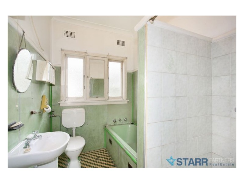 36 Salisbury Road, Guildford NSW 2161