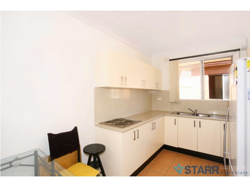4/44  BIRMINGHAM STREET, Merrylands NSW 2160