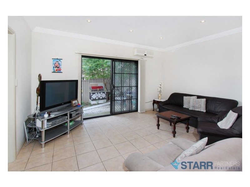 4/17 Willara Avenue, Merrylands NSW 2160