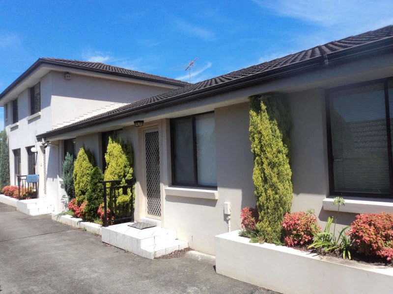 2/114  DUNMORE STREET, Wentworthville NSW 2145