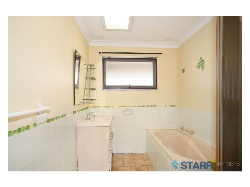 110 Runyon Avenue, Greystanes NSW 2145