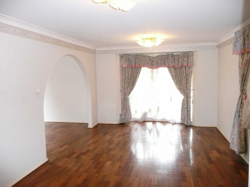 9  TATHIRA CRESCENT, Merrylands NSW 2160