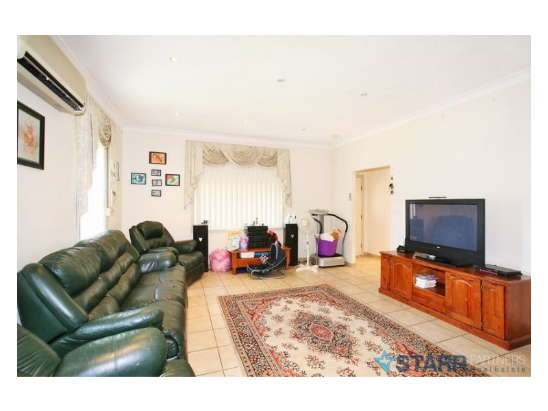 1 San Remo Place, Guildford NSW 2161