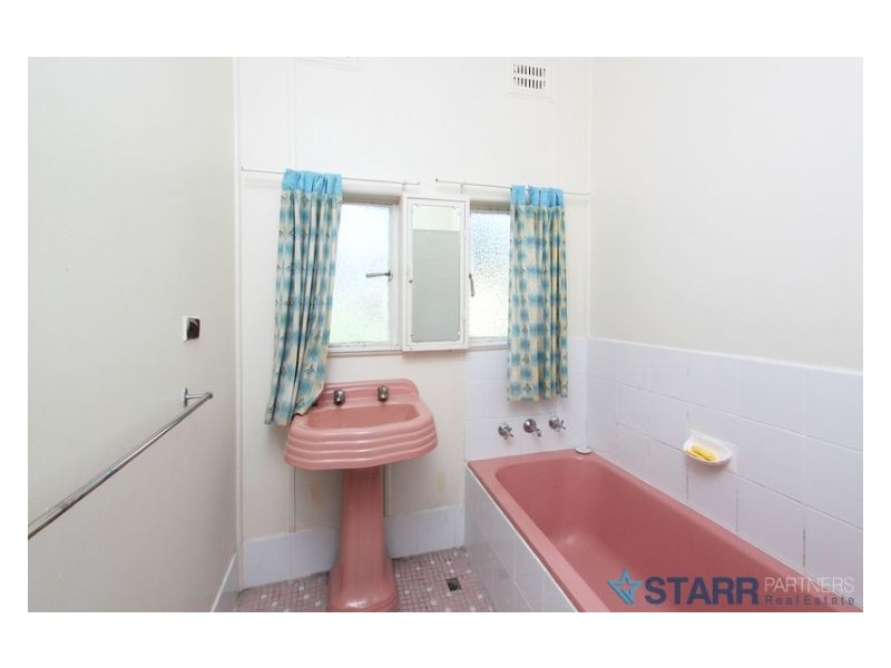 41 Faulds Road, Guildford NSW 2161