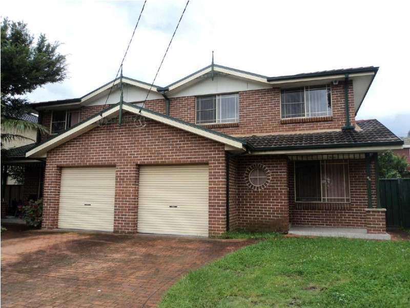 12  DYSON PLACE, Fairfield West NSW 2165
