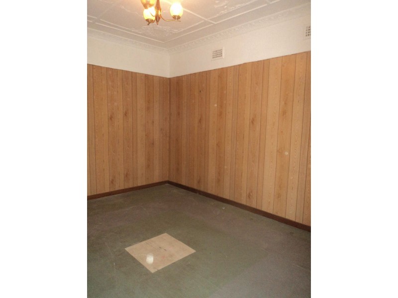 02/535  WOODVILLE ROAD, Guildford NSW 2161