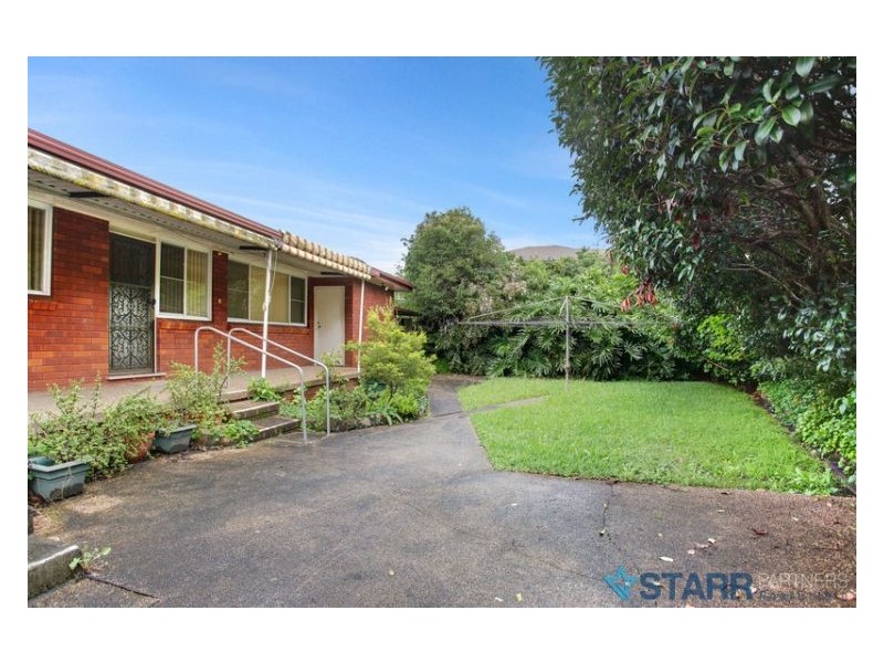 52 Houison Street, Westmead NSW 2145