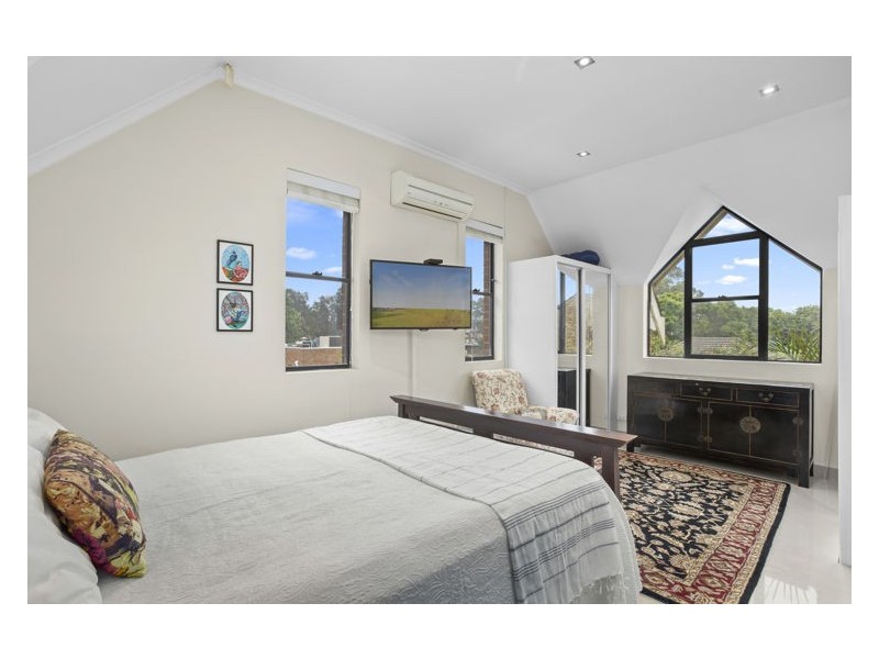 1/1-3 Holdsworth Street, Merrylands NSW 2160