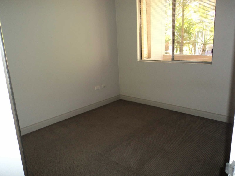 4/22-24A Parkside Lane, Westmead NSW 2145