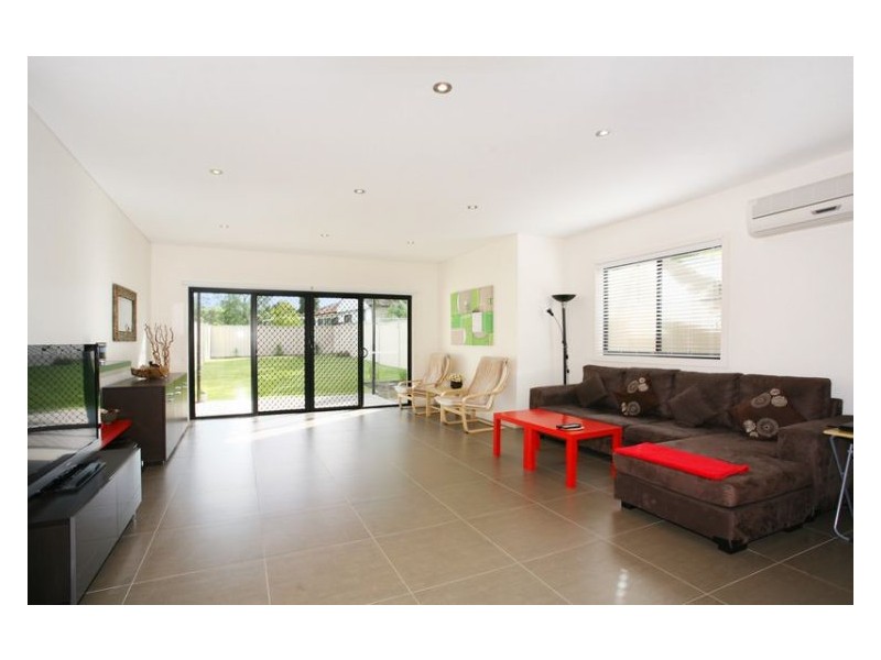 51 Dennistoun Avenue, Guildford NSW 2161