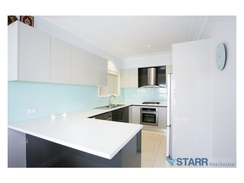 6 Bradman Street, Merrylands NSW 2160