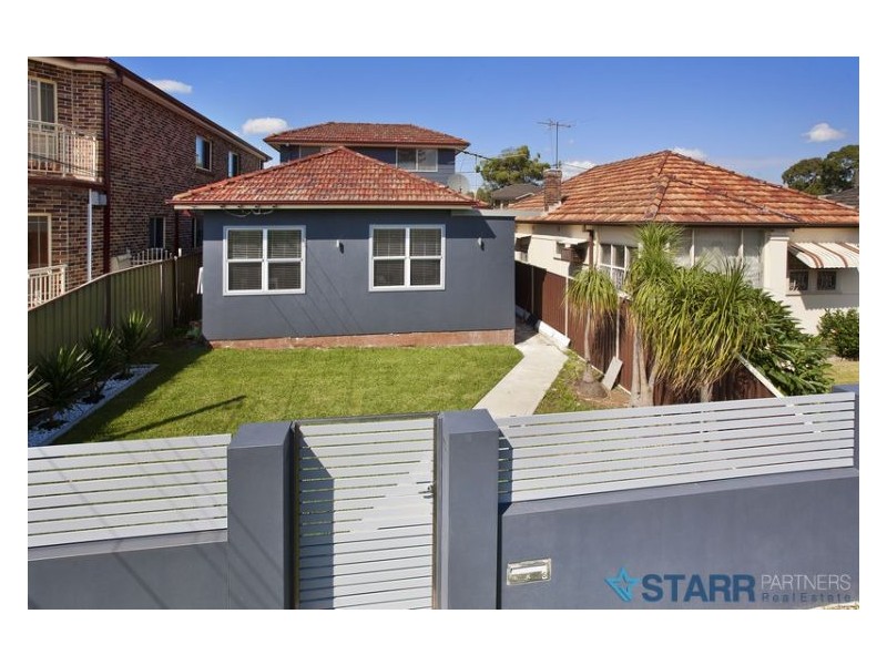 6 Bradman Street, Merrylands NSW 2160