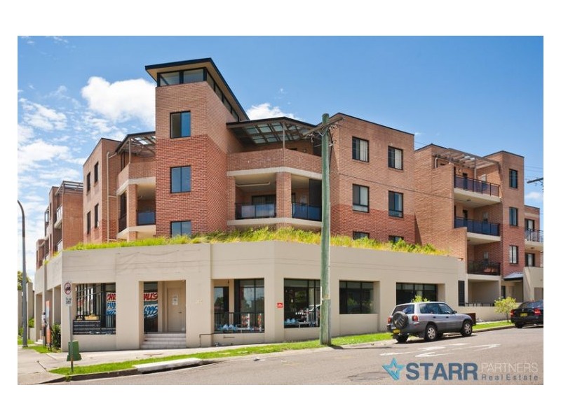 4/39 Earl Street, Merrylands NSW 2160