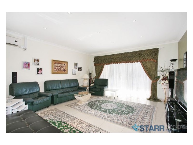 4/39 Earl Street, Merrylands NSW 2160