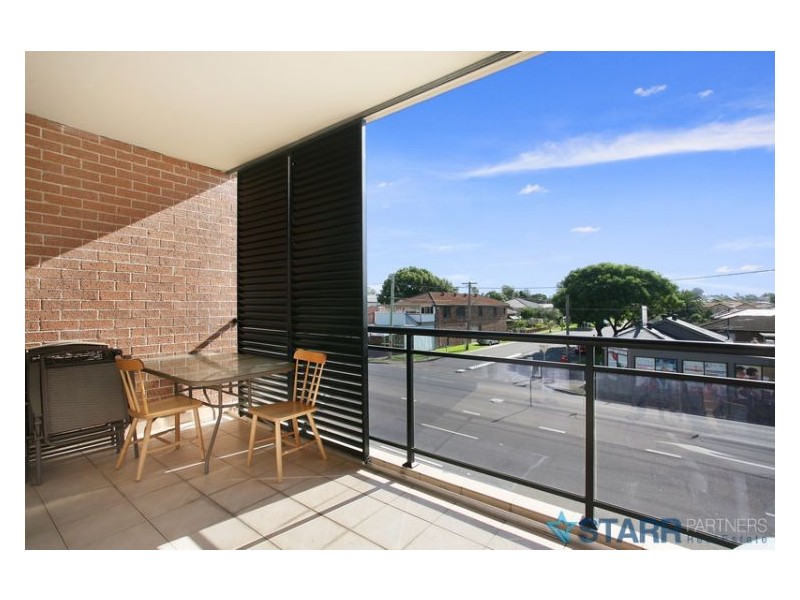 4/39 Earl Street, Merrylands NSW 2160