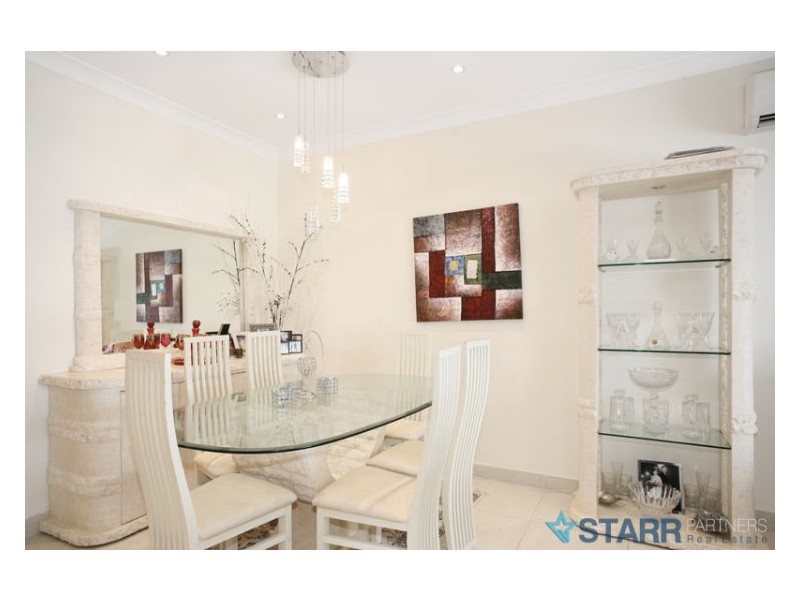 4/39 Earl Street, Merrylands NSW 2160