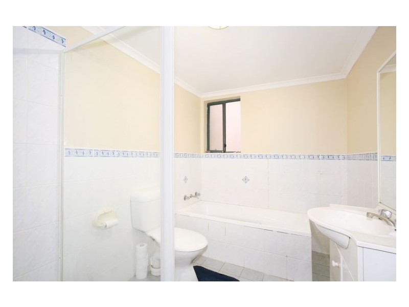 1/10 Calliope Street, Guildford NSW 2161