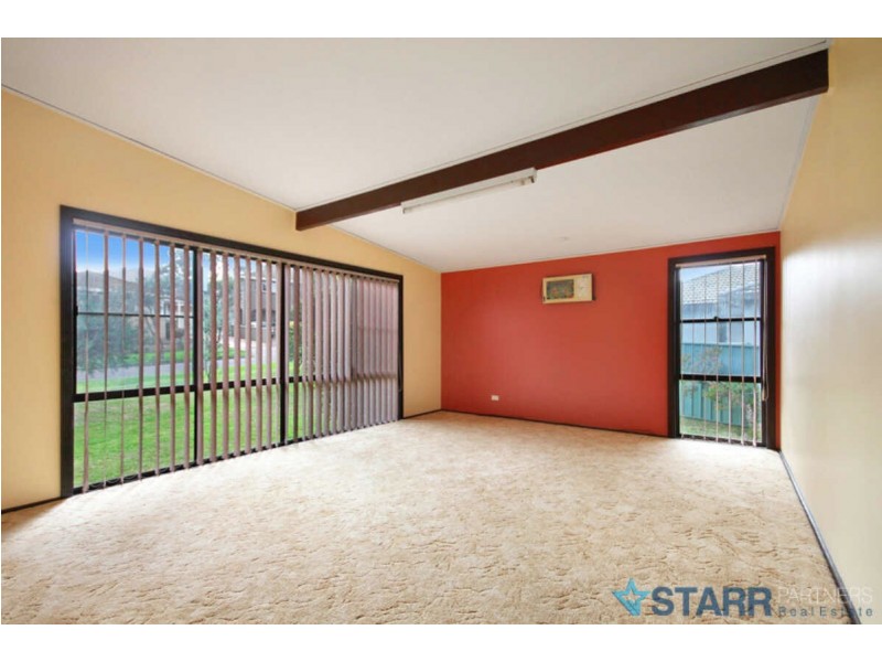 85 GREVILLEA CRESCENT, Greystanes NSW 2145