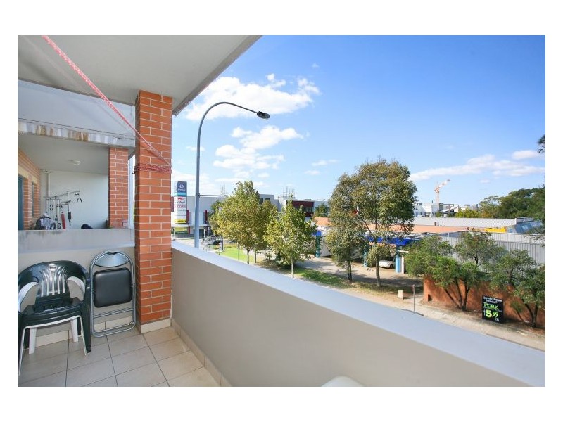 15/285 Merrylands Road, Merrylands NSW 2160