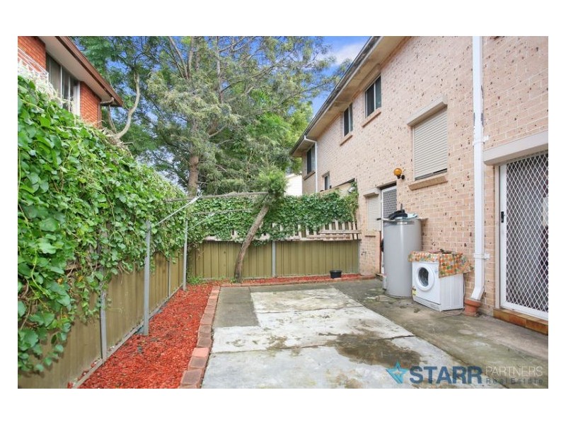 4/26 Military Road, Merrylands NSW 2160