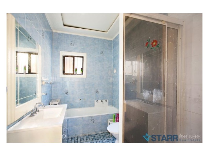 75 Rosebery Road, Guildford NSW 2161