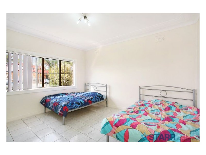 75 Rosebery Road, Guildford NSW 2161