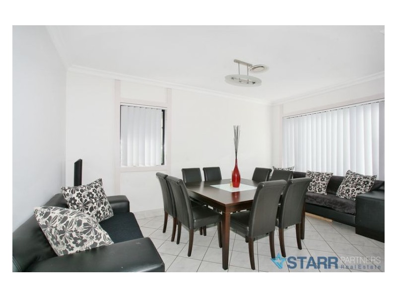 11/153 Toongabbie Road, Toongabbie NSW 2146