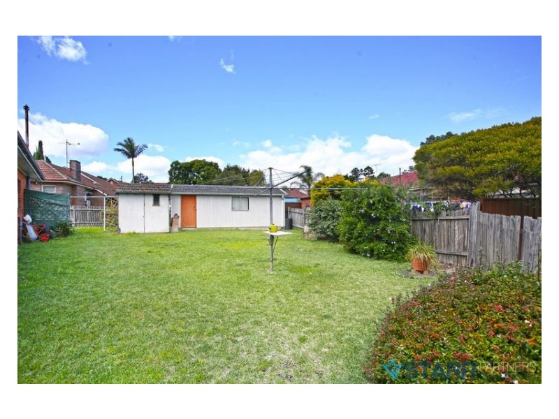 1 Fenwick Place, Westmead NSW 2145
