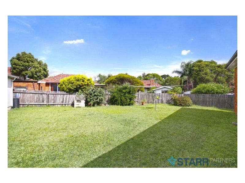 1 Fenwick Place, Westmead NSW 2145