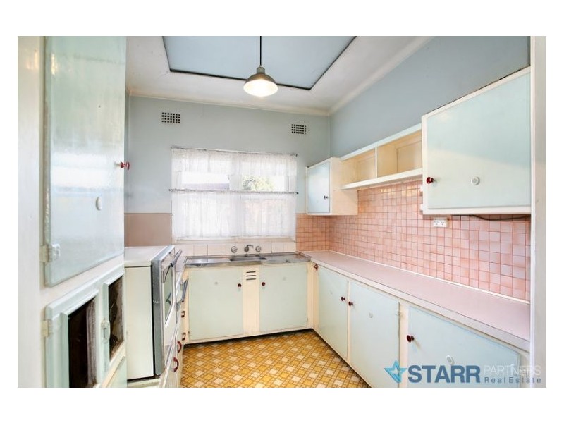 1 Fenwick Place, Westmead NSW 2145