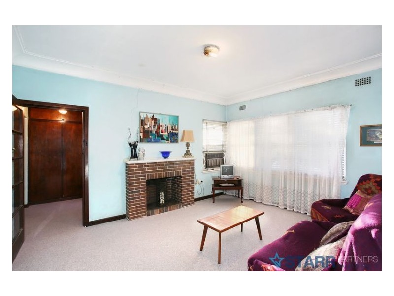 1 Fenwick Place, Westmead NSW 2145