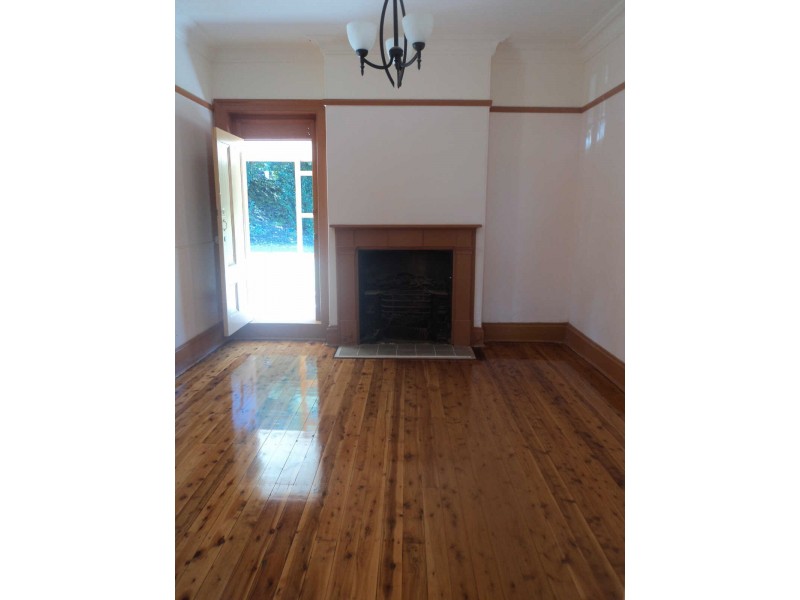 245 GREAT WESTERN HIGHWAY, Mays Hill NSW 2145