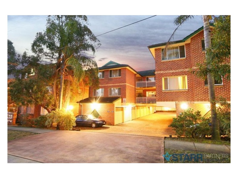 2/26 Sherwood Road, Merrylands NSW 2160