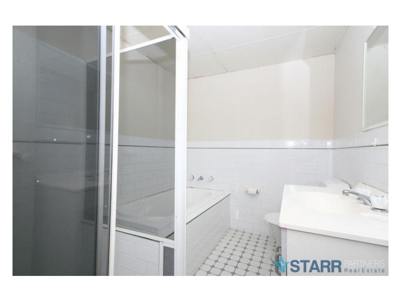 2/26 Sherwood Road, Merrylands NSW 2160