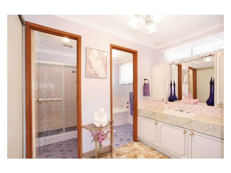 6 Milton Place, Greystanes NSW 2145