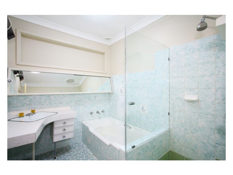 11 Daisy Street, Greystanes NSW 2145